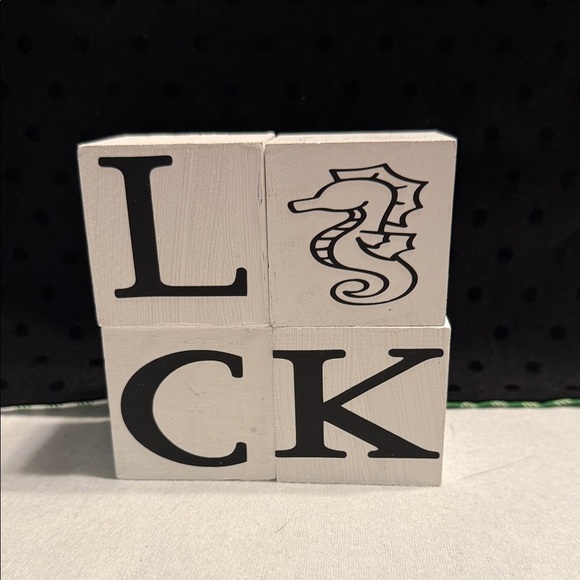 White Block Decor with 4 Designs and 4 words - Picture 9 of 13